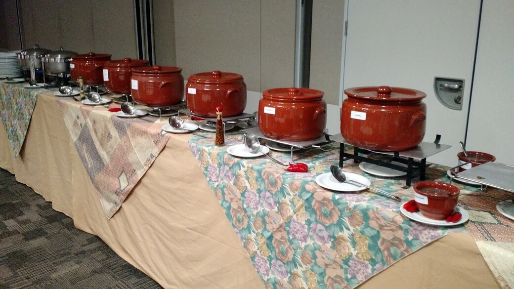 Pratos típicos no cardápio — Krystal Eventos